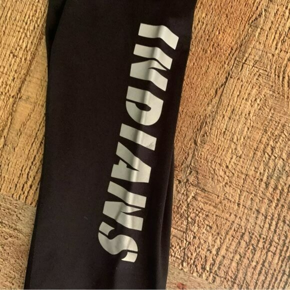 A crux Indian kids size medium leggings in black and gray - Picture 7 of 8